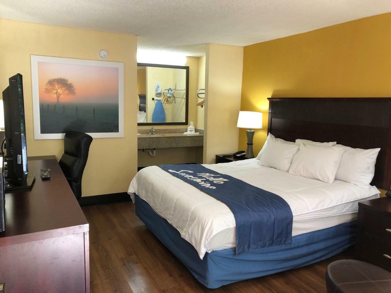 Days Inn By Wyndham King-Winston Salem Area Экстерьер фото